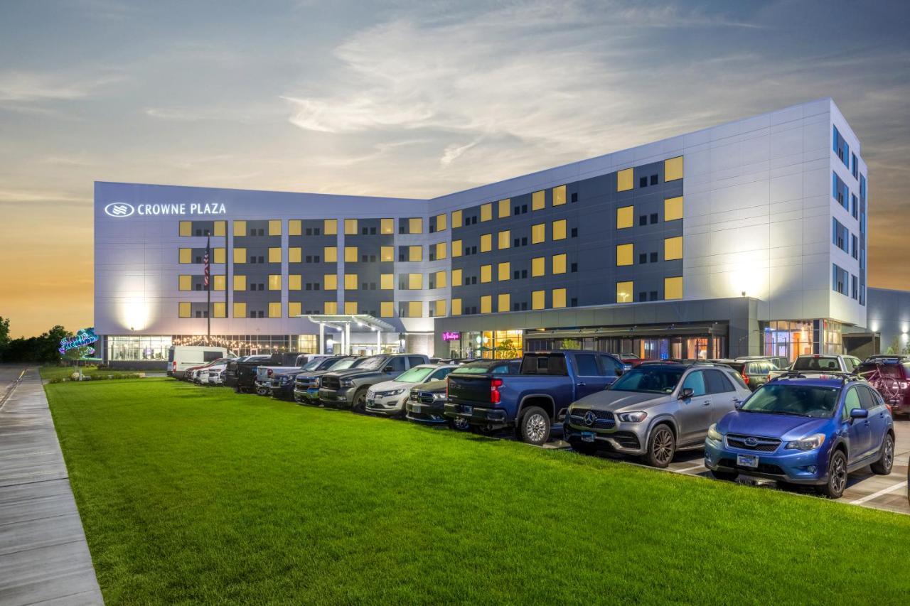 Crowne Plaza - Kearney, An Ihg Hotel Exterior photo